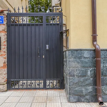 Ξενοδοχείο με διαμερίσματα Antim Boutique Σόφια