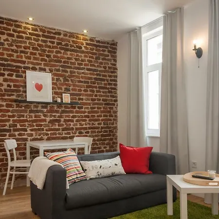 Antim Boutique Aparthotel 3*